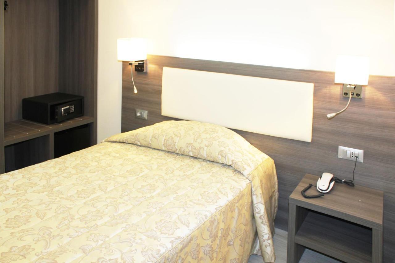 Single Room,1139678338:JPEG