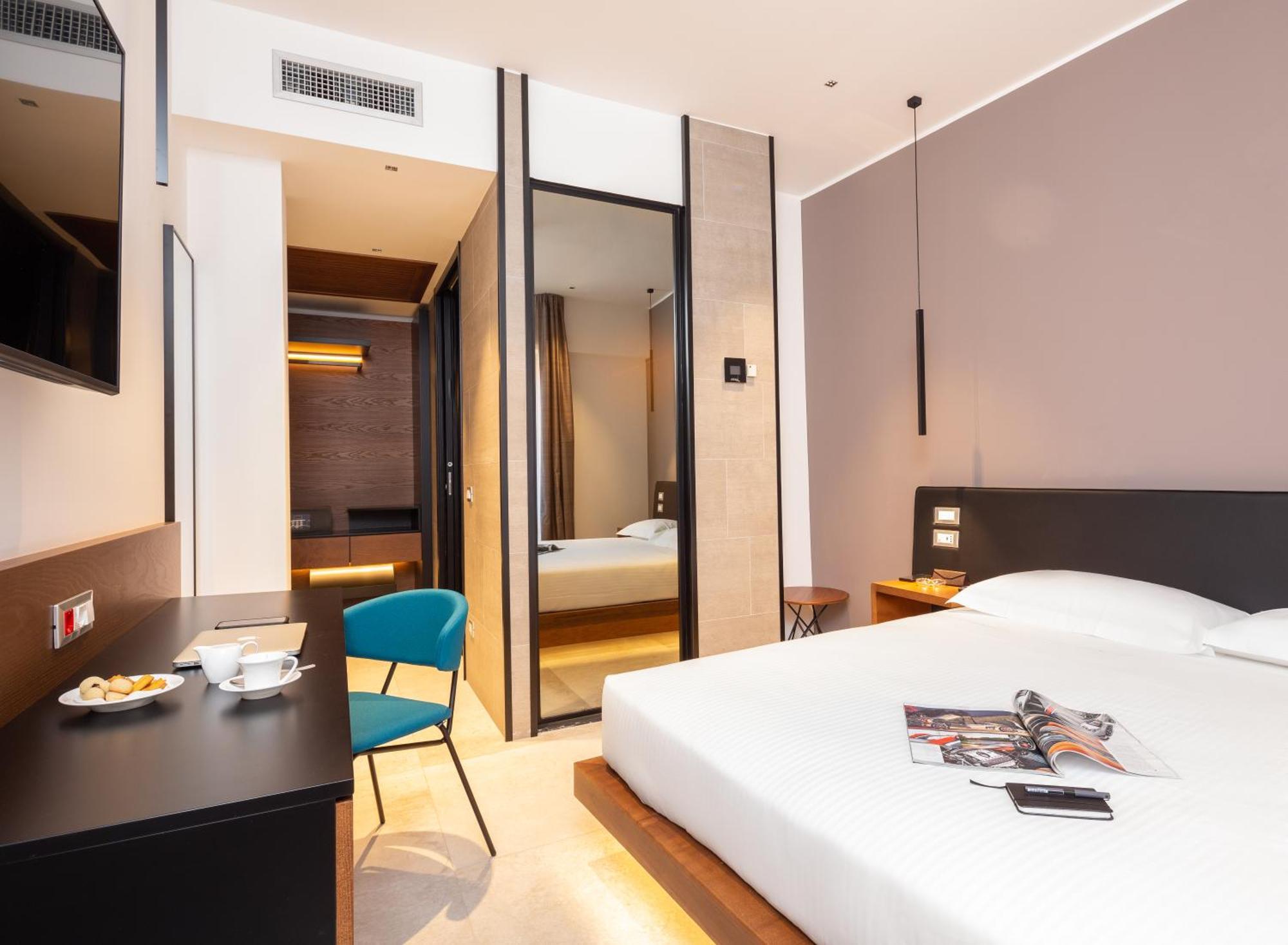 Double Room,1284379564:JPEG