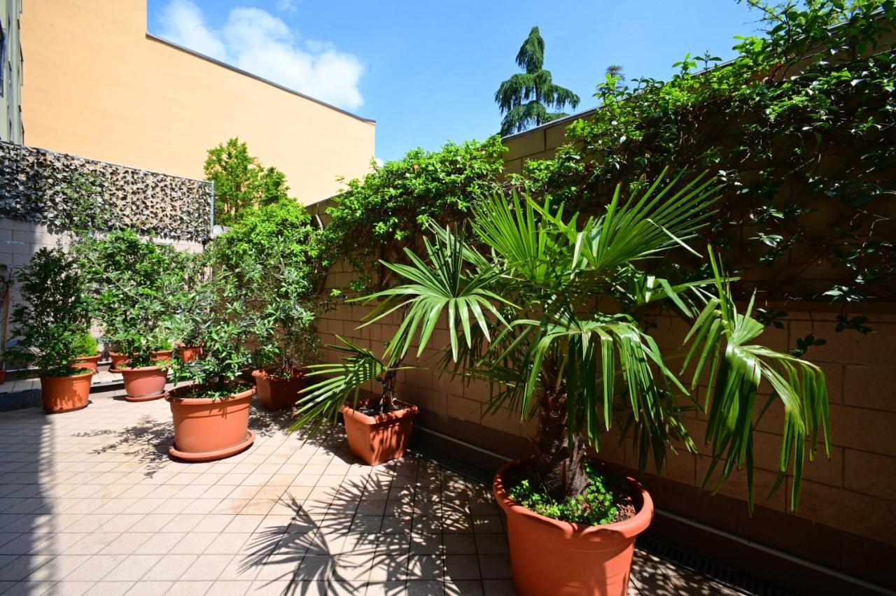 Appartamento con Vista Giardino