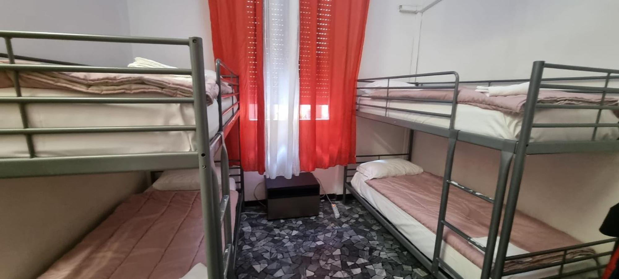 Bed 6-Bed Mixed Dormitory Room