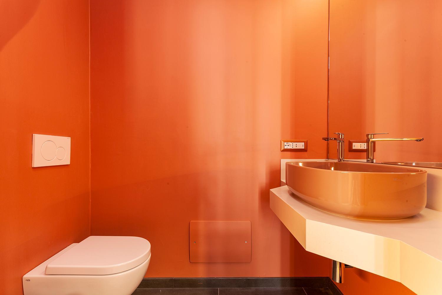 Deluxe Double Room Shower
