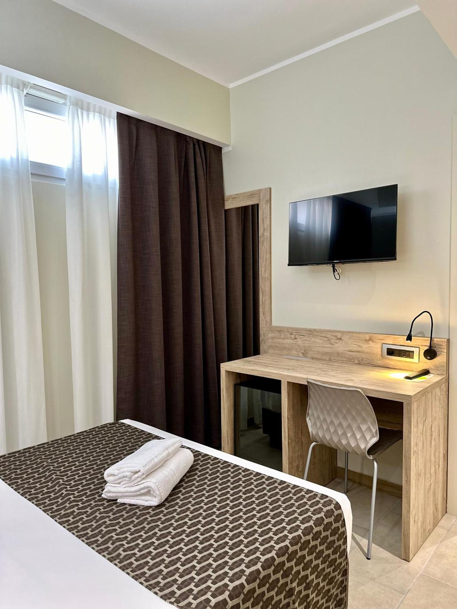 Deluxe Single Room