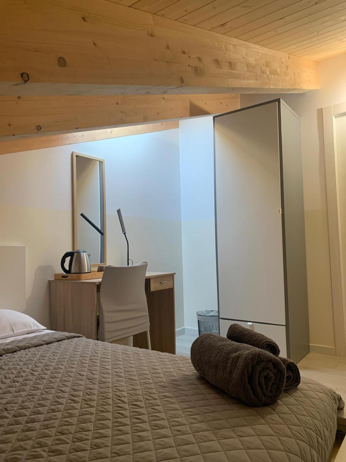 Camera Singola Standard con Bagno in Comune