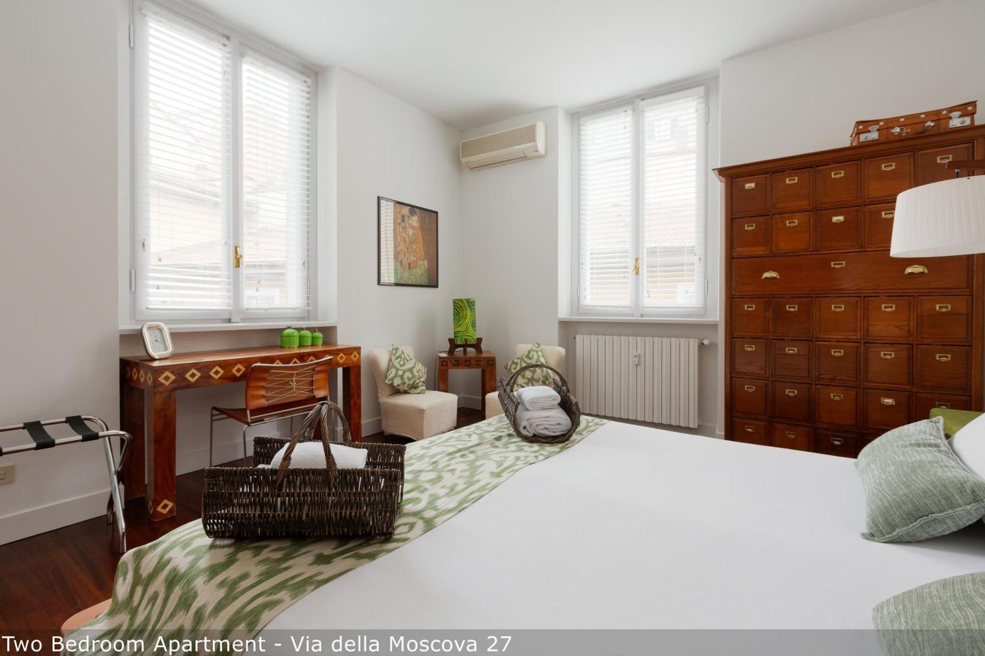 Two-Bedroom Apartment Via della Moscova 27