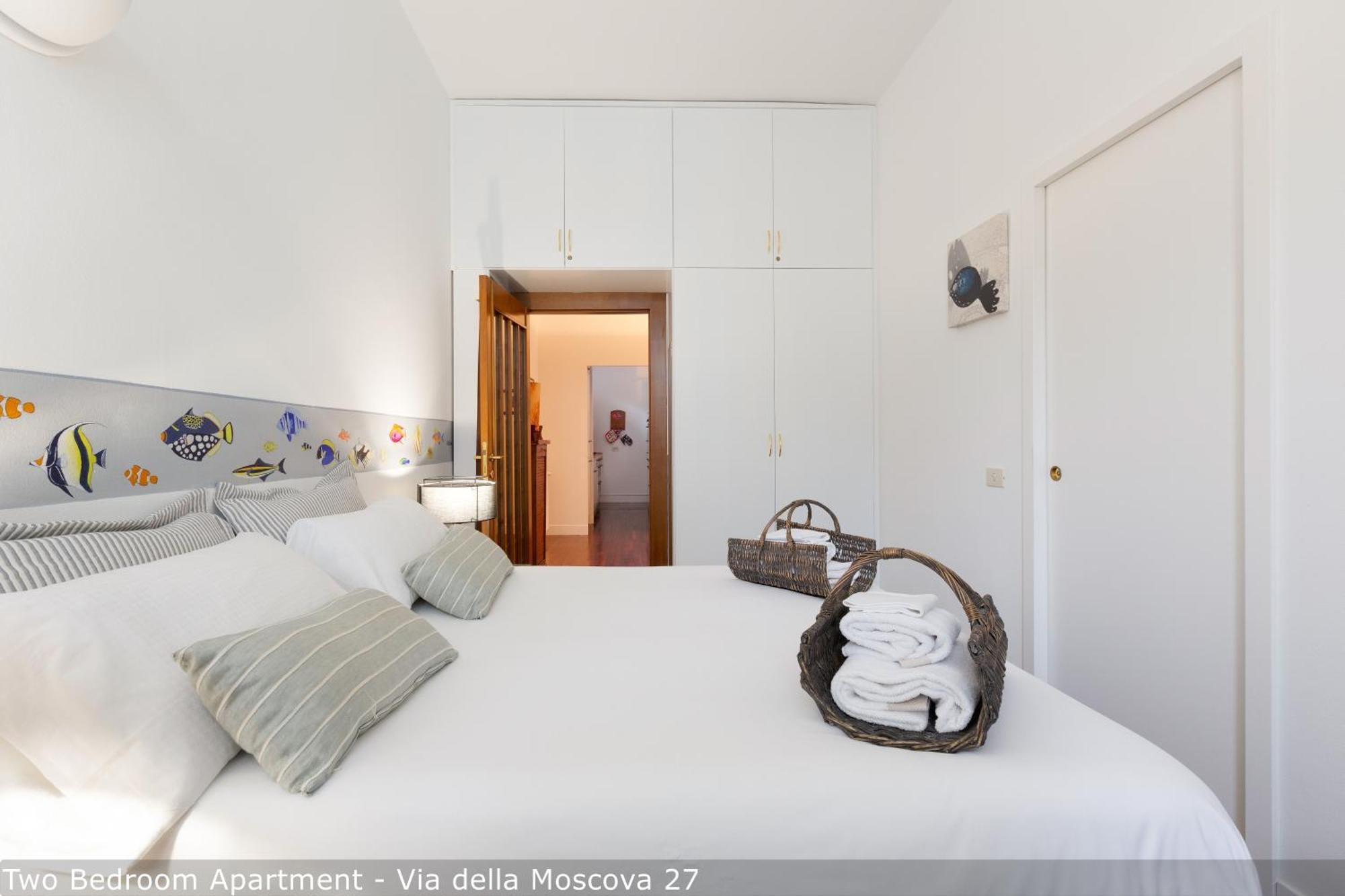 Two-Bedroom Apartment Via della Moscova 27