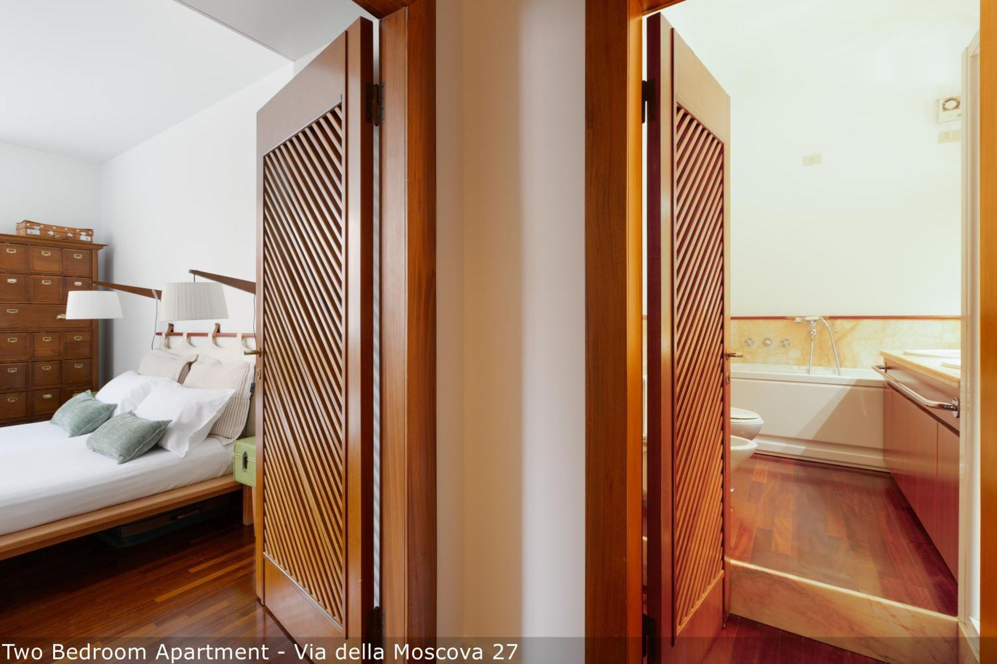 Two-Bedroom Apartment Via della Moscova 27