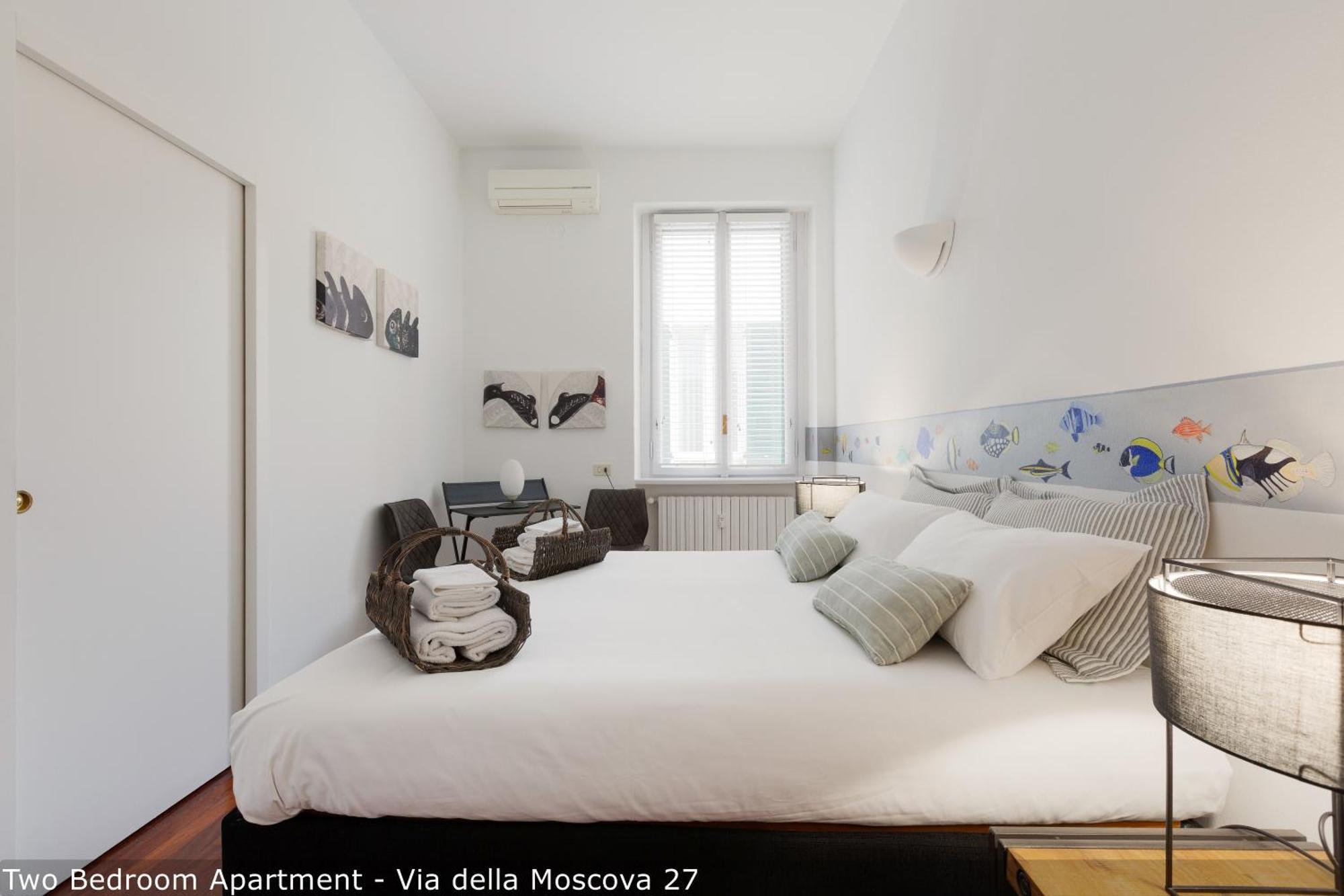 Two-Bedroom Apartment Via della Moscova 27