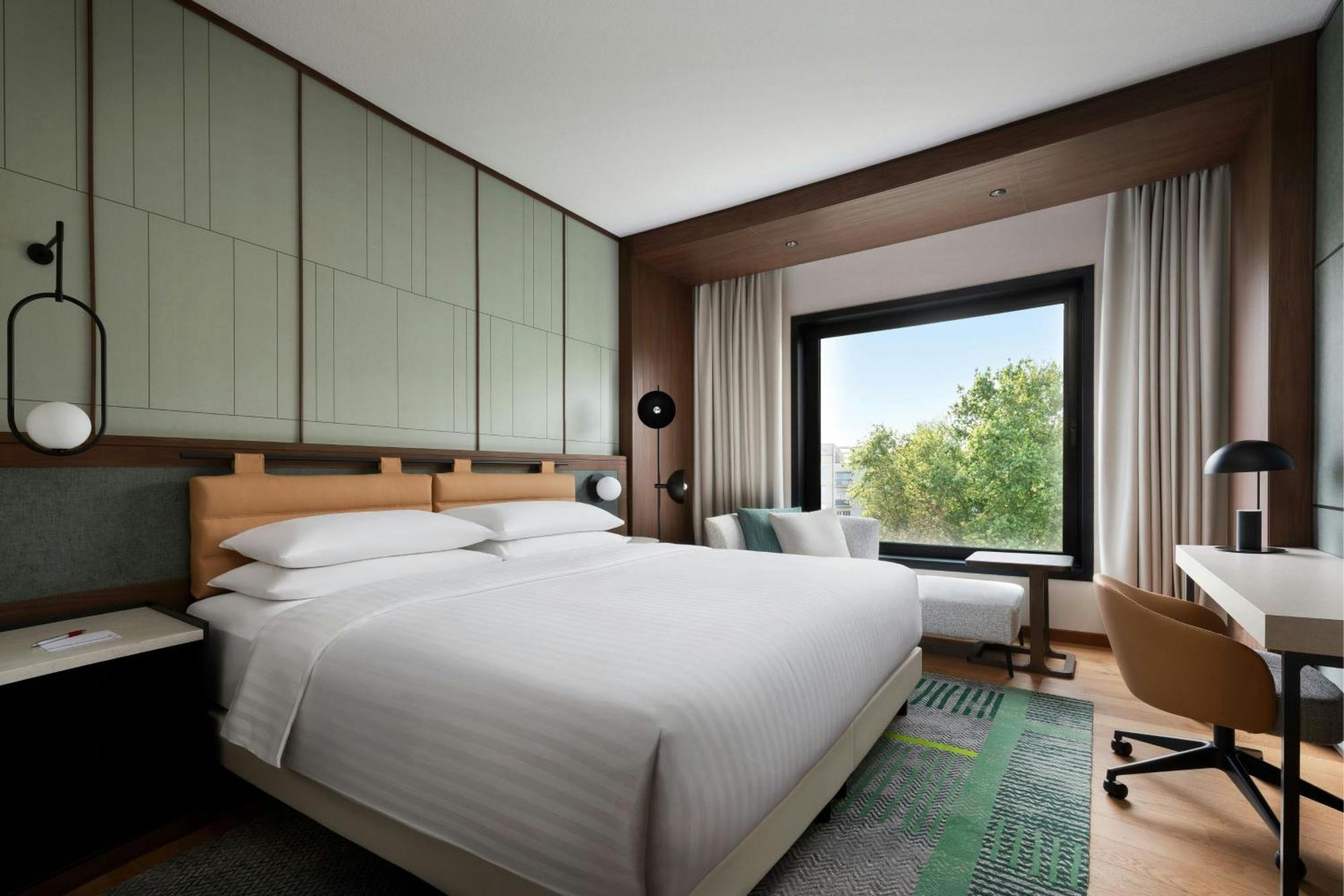Executive King Room