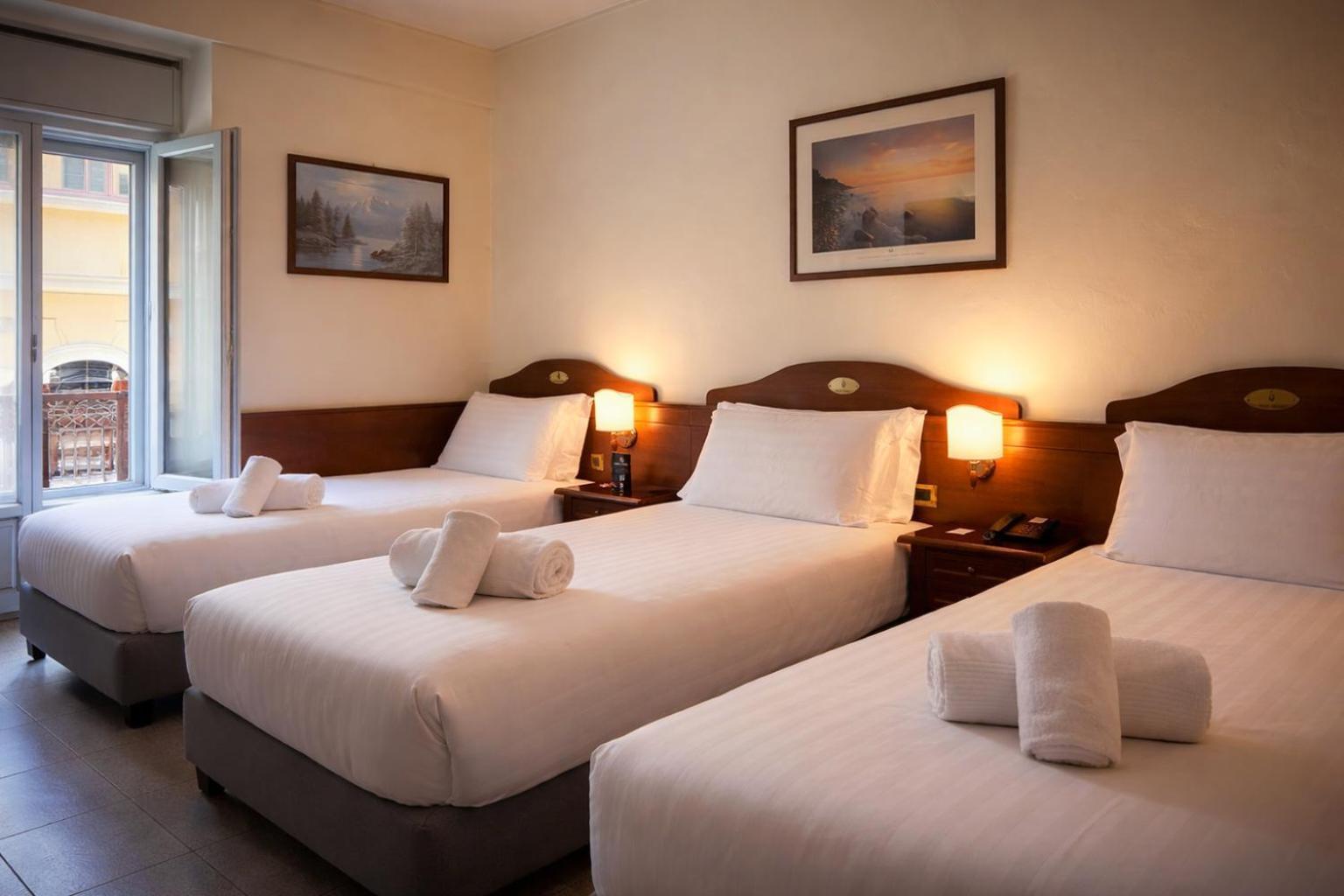 Triple Room