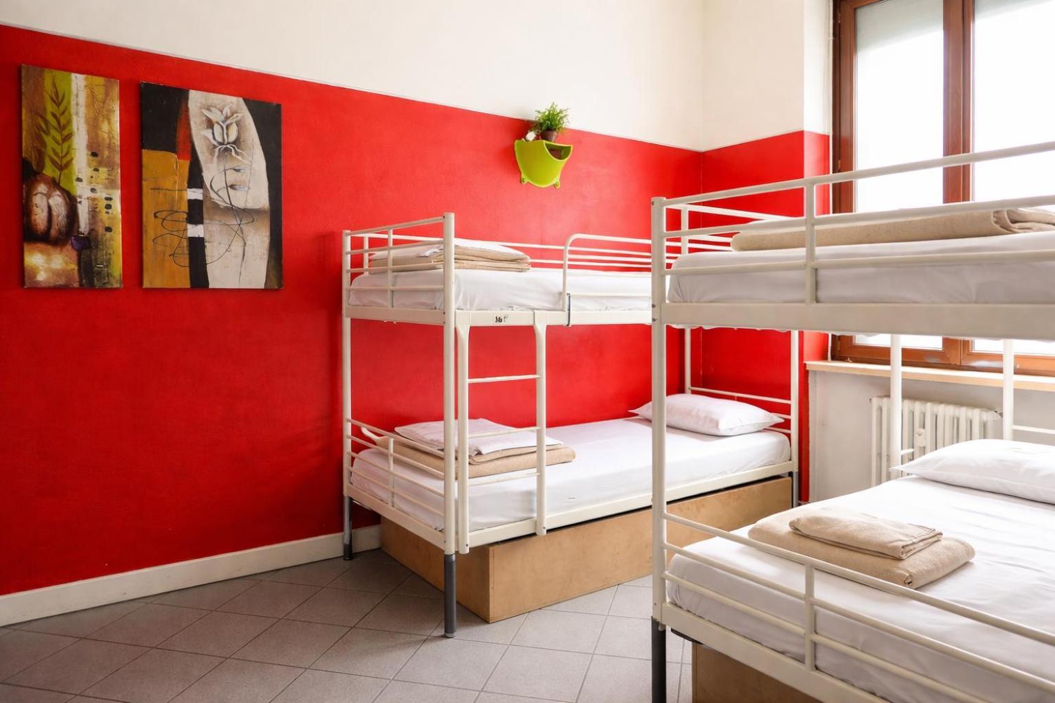 Bed 6-Bed Mixed Dormitory Room