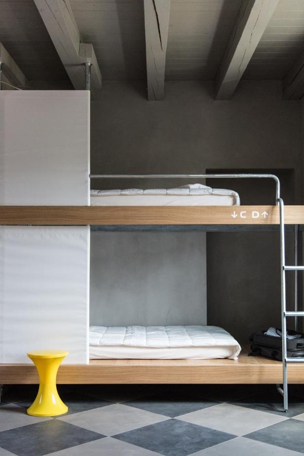 Posto Letto in Dormitorio Femminile per 4 Persone