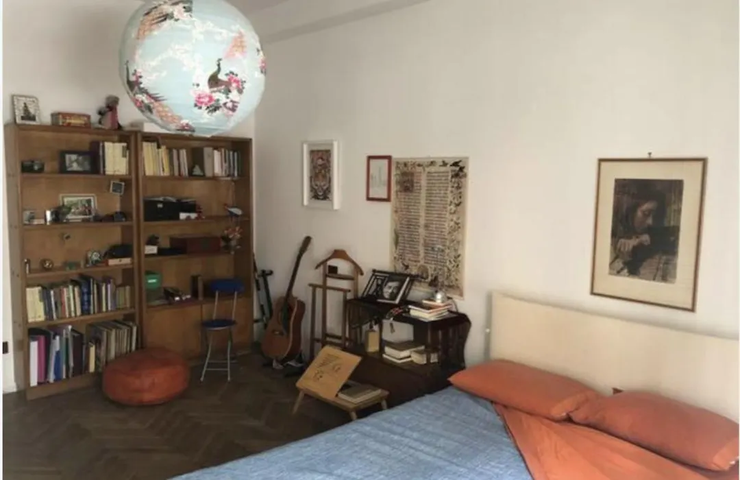 camera in via Tolstoi-1