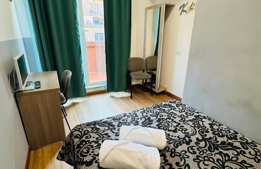Bovisa House B&B Private Rooms-1