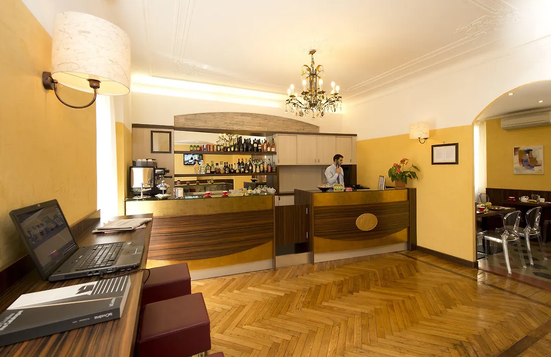 Hotel Panizza-1