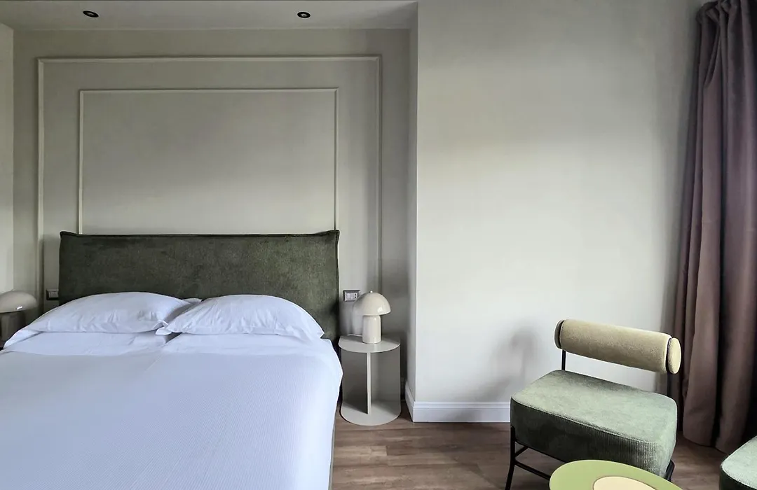 Corso Italia Rooms-1