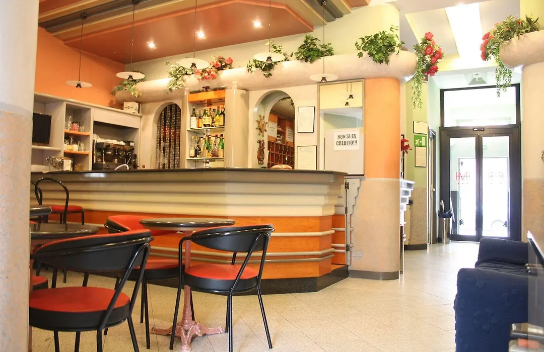 Hotel Mazzini-1