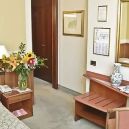 Hotel Lloyd-2