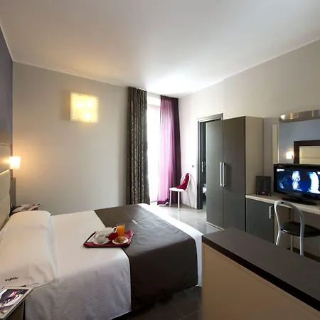 Hotel Five-2