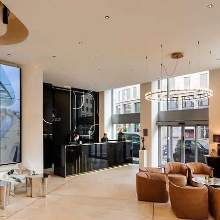 Hotel The Square Milano Duomo - Preferred Hotels & Resorts-2