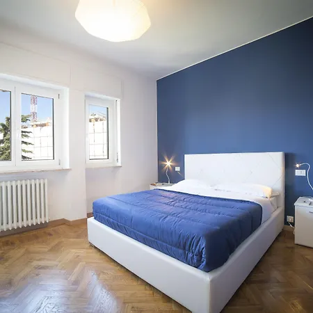 Aurum Aparthotels Gambara-2