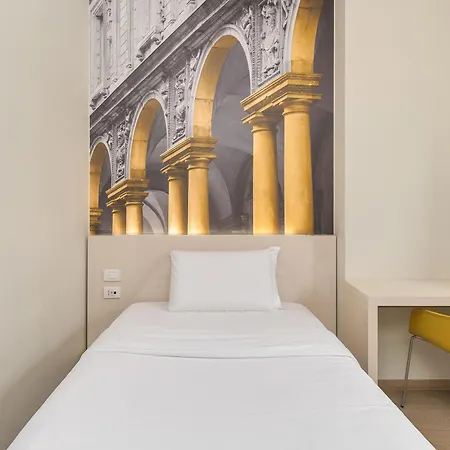 B&B Hotel Milano Central Station-3