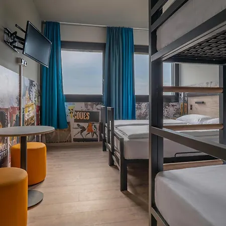 Hotel Ibis Milano Ca' Granda-2