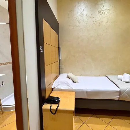Hotel Fiorella Milano-3