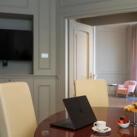 WorldHotel Casati 18-2