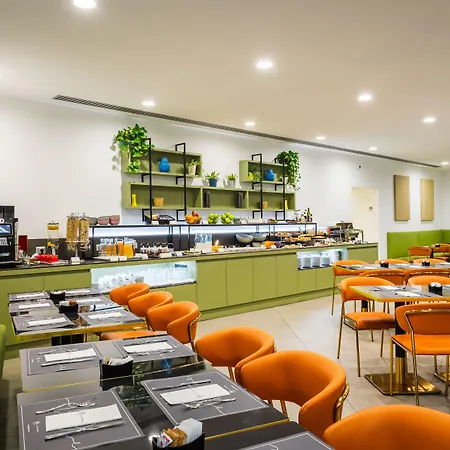 Ih Hotels Milano Centrale Guest House-3