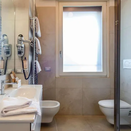 Hotel Mercure Milano Solari-3