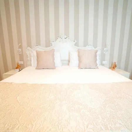 Rooms Milano Duomo-2